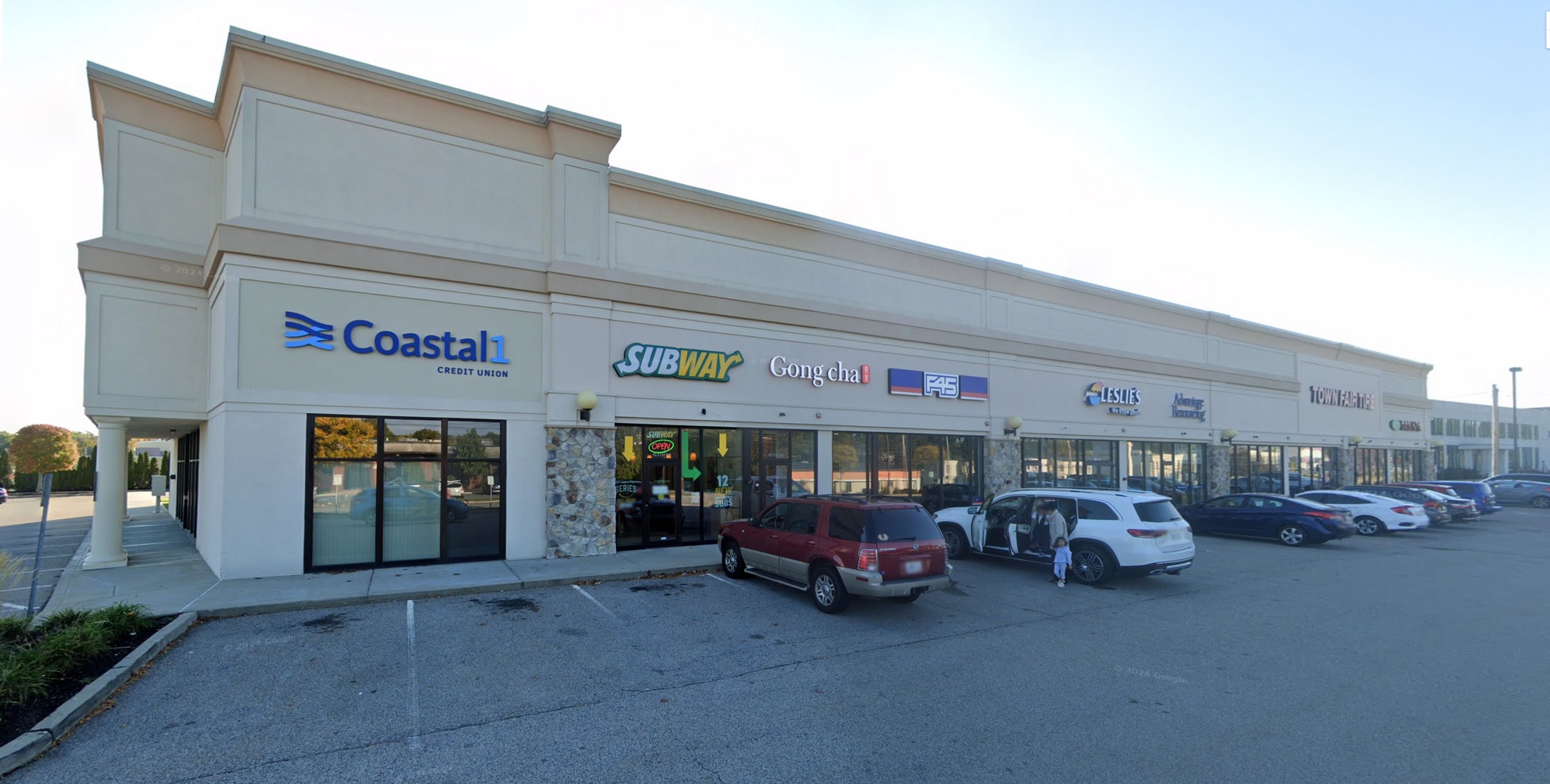 40 Sockanosset Cross Rd, Cranston, RI for Rent