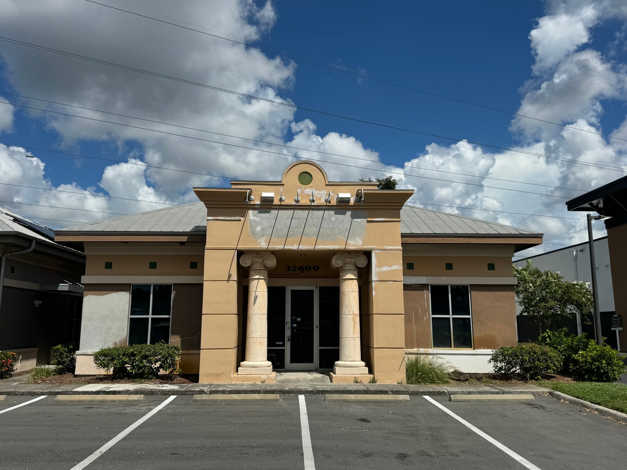 32699 US Highway 19 N, Palm Harbor, FL for Rent