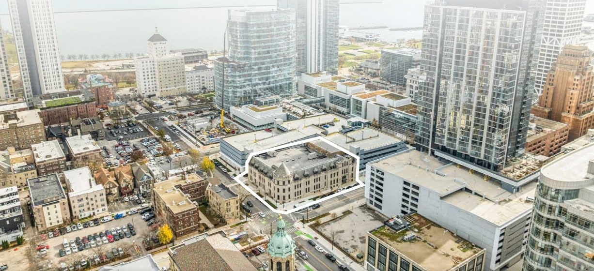 790 N Van Buren St, Milwaukee, WI for Sale