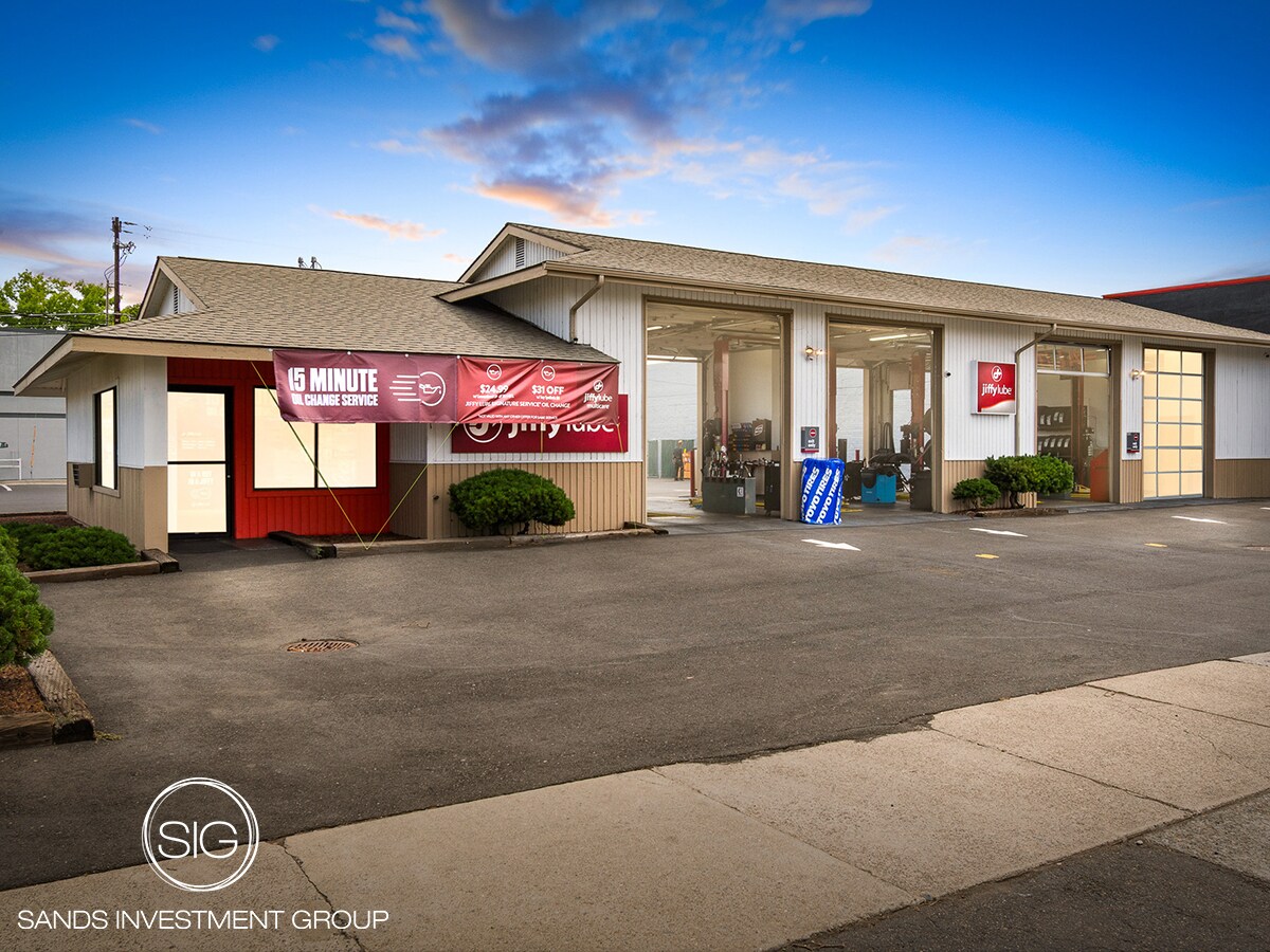 301 S 1st St, Yakima, WA for Sale