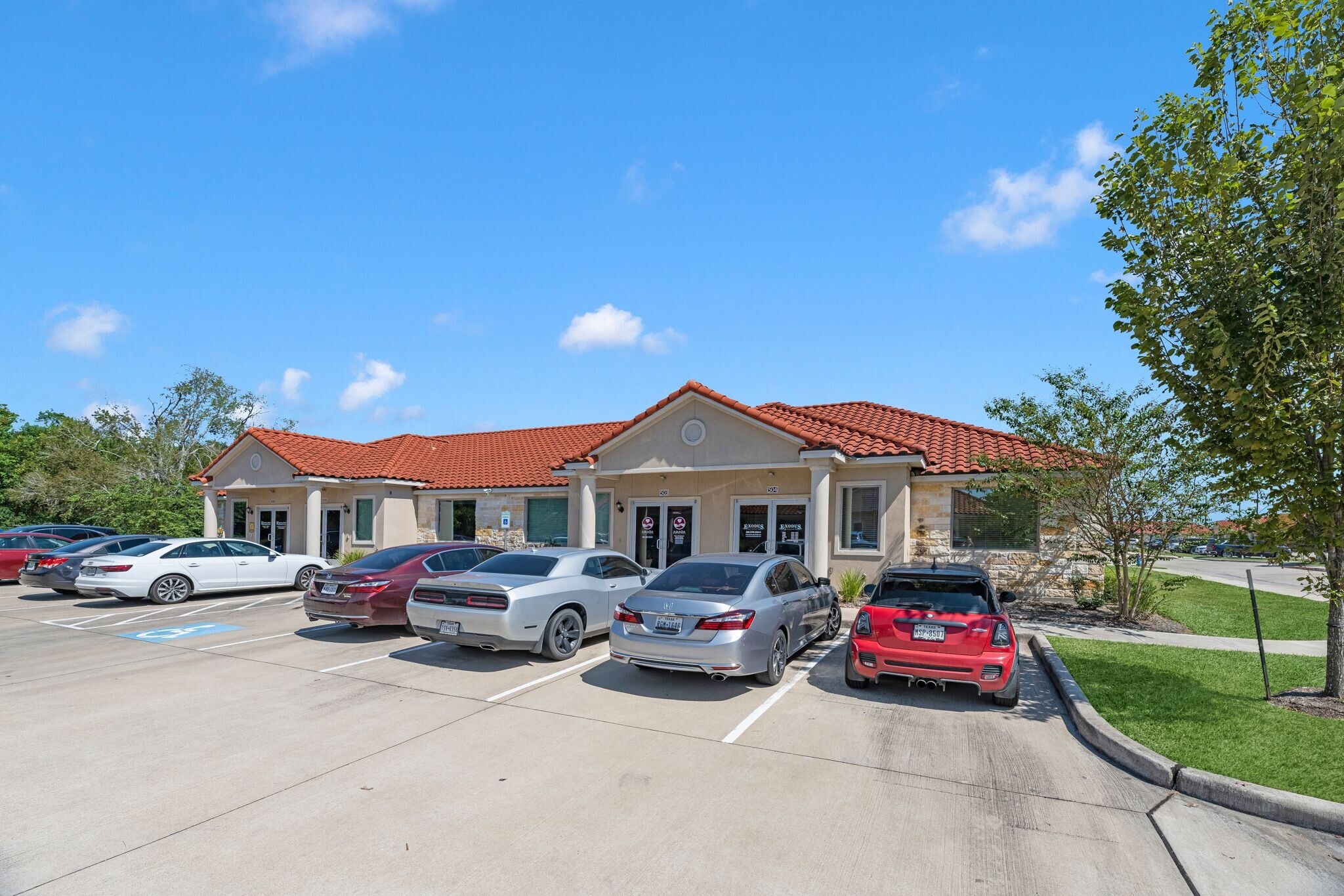 2743 Smith Ranch Rd, Pearland, TX for Sale