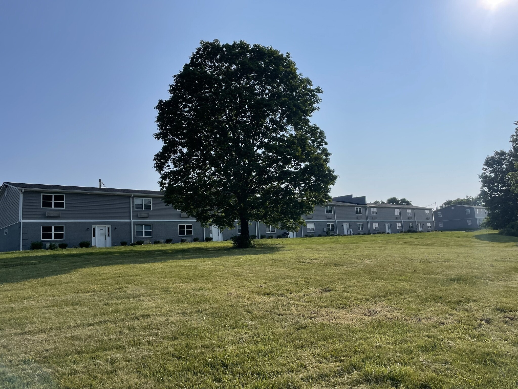 200 N Hill N Dale St, Danville, KY for Sale