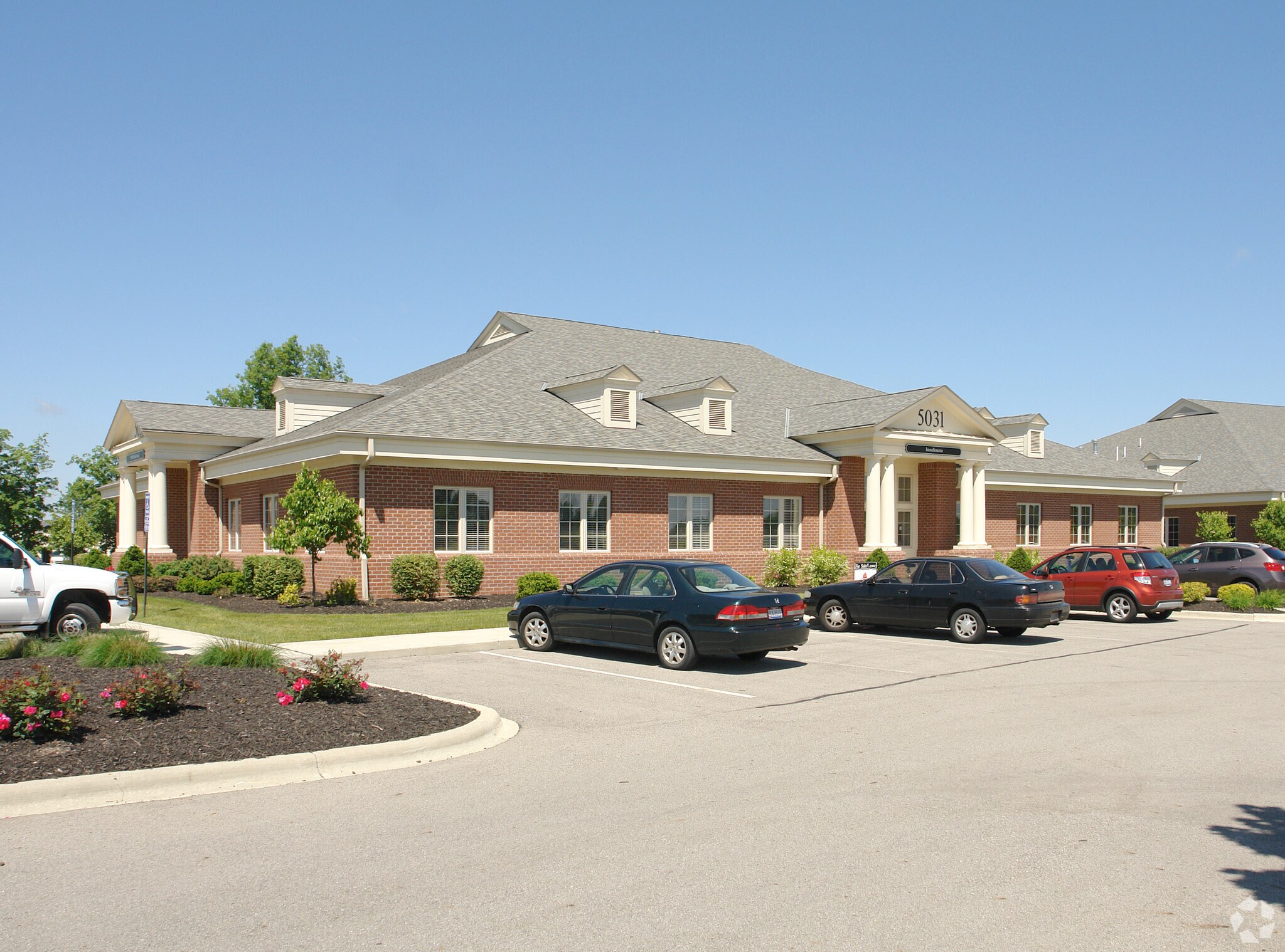 5031 Forest Dr, New Albany, OH for Sale
