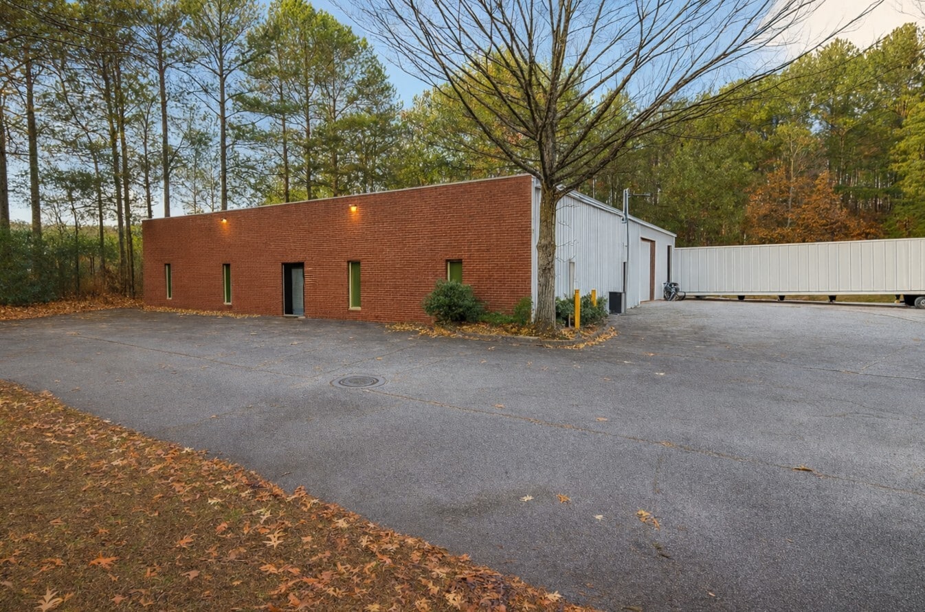 140 Selig Dr SW, Atlanta, GA for Sale