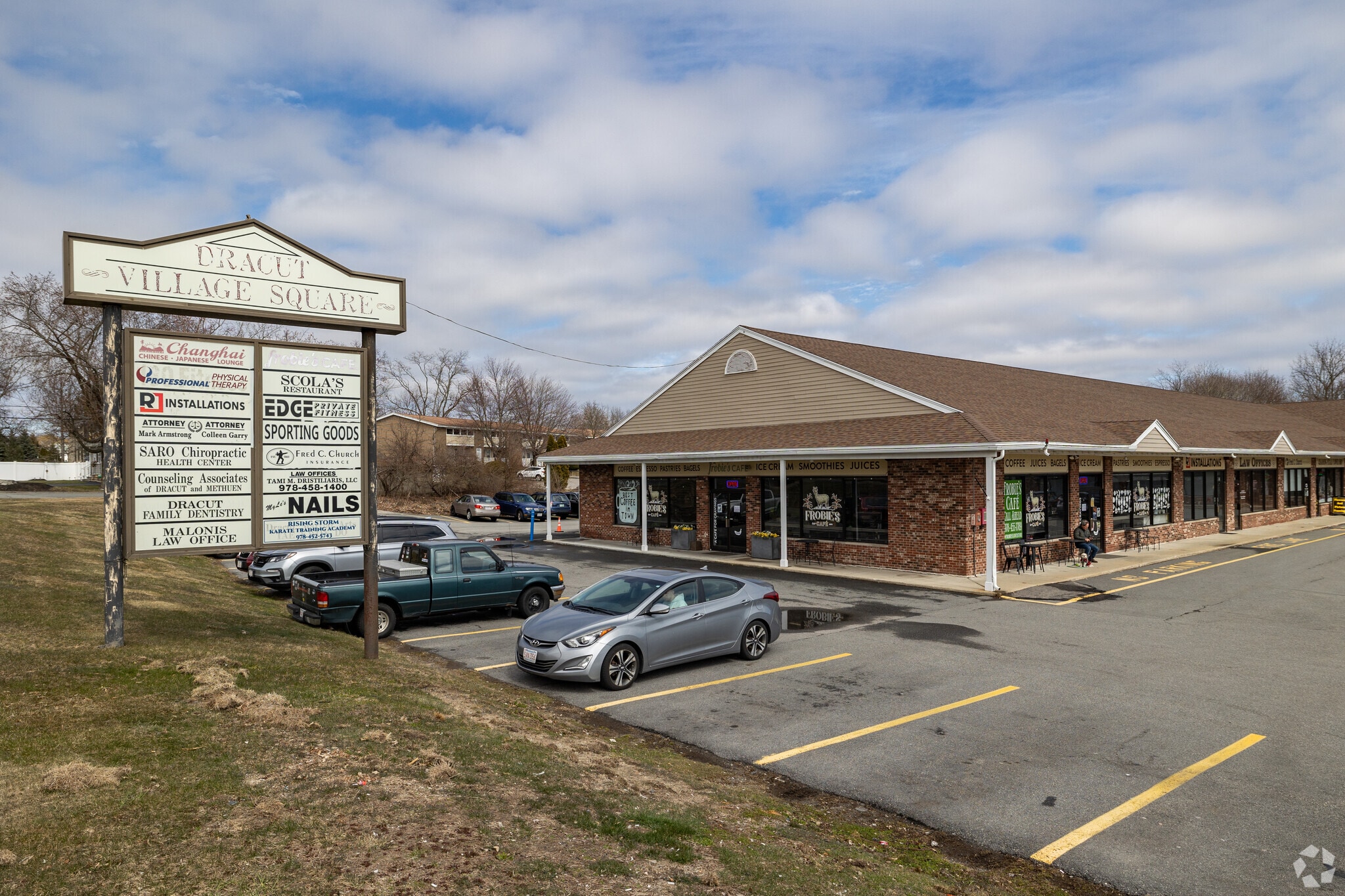 101 Broadway Rd, Dracut, MA for Rent