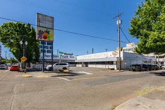 Portland, OR Supermarket - 409 SE Martin Luther King Jr Blvd