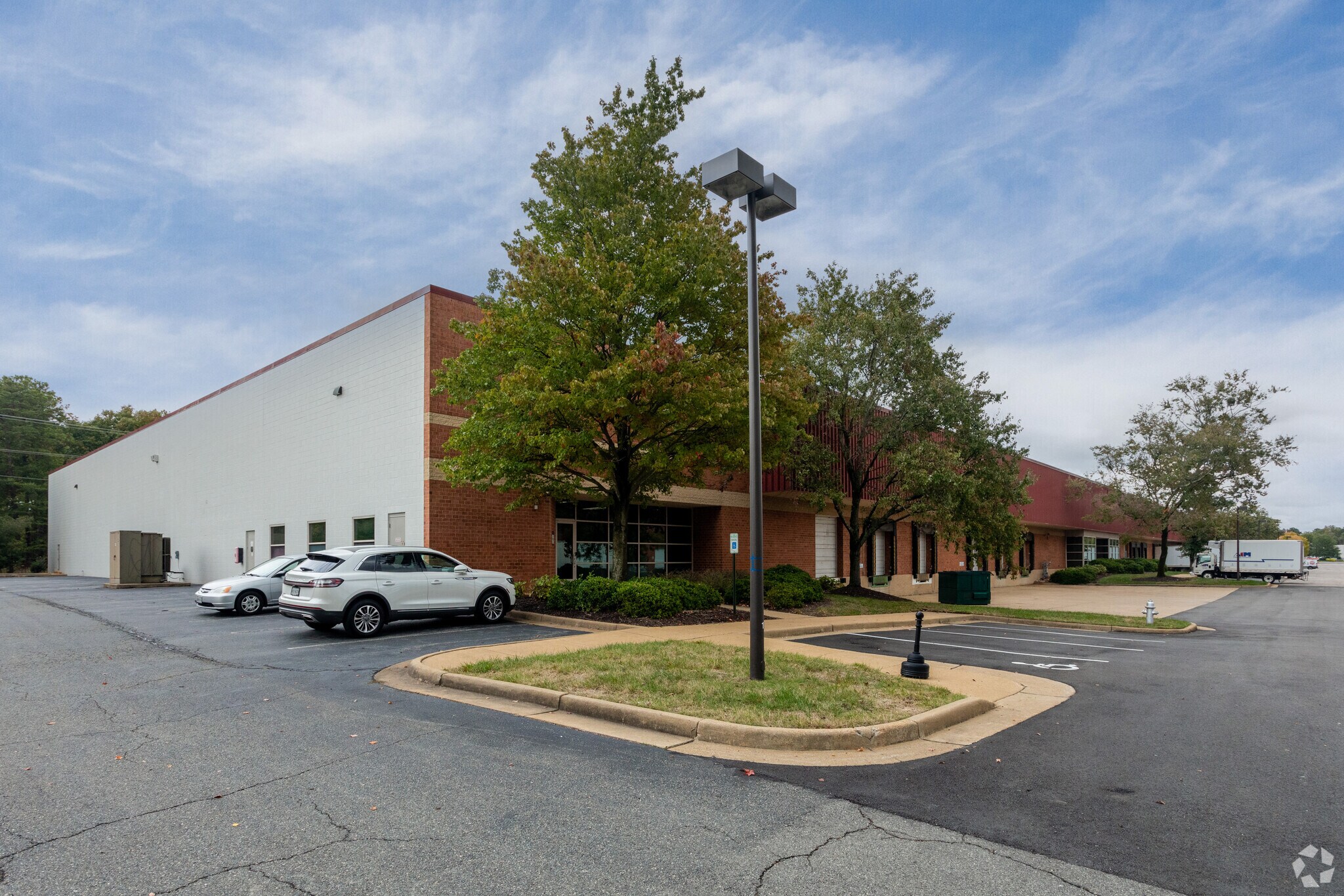 520 Eastpark Ct, Sandston, VA for Rent