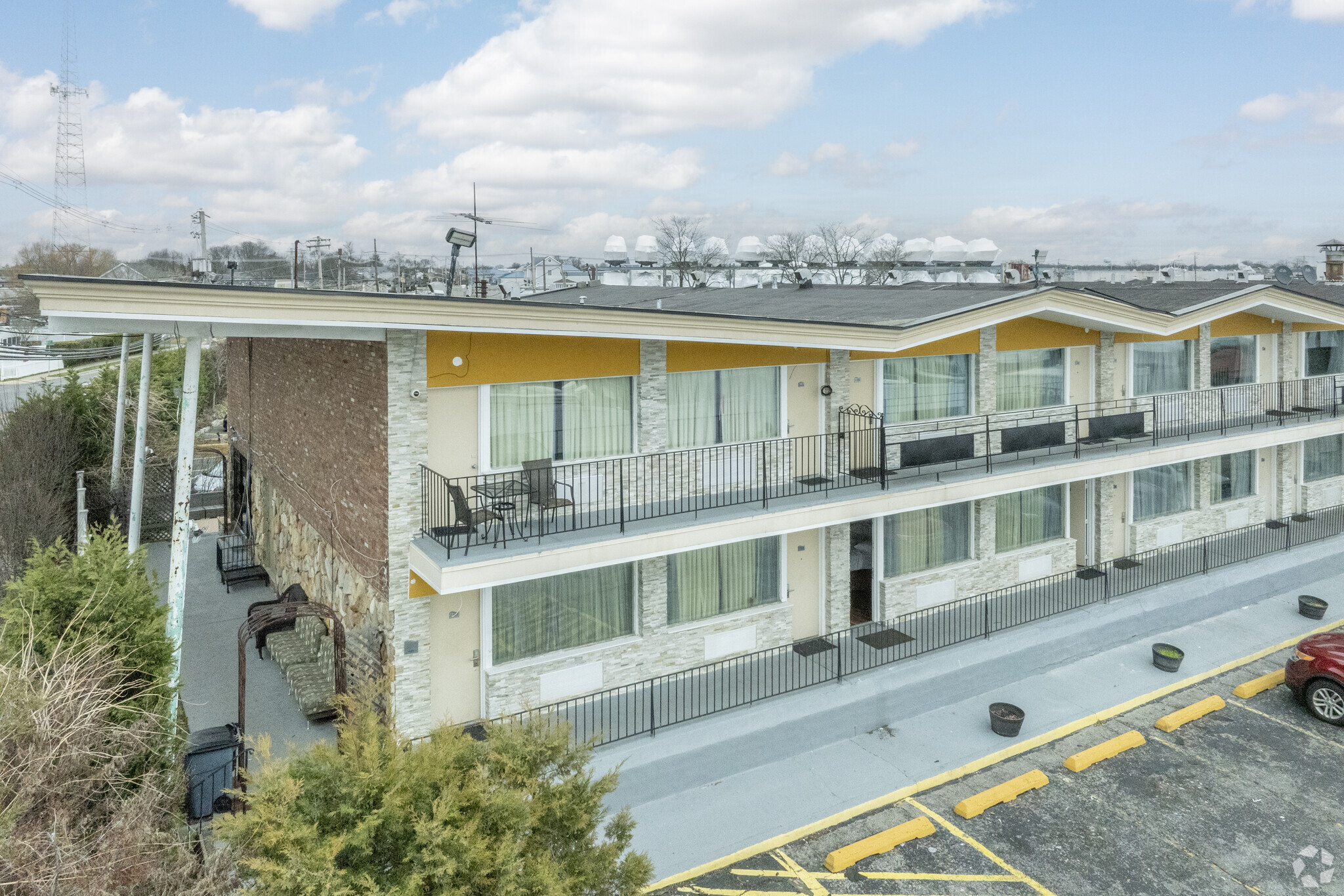 445 S Main St, Freeport, NY for Rent