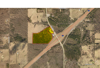 De Kalb, TX Truck Stop - 6996 FM 990