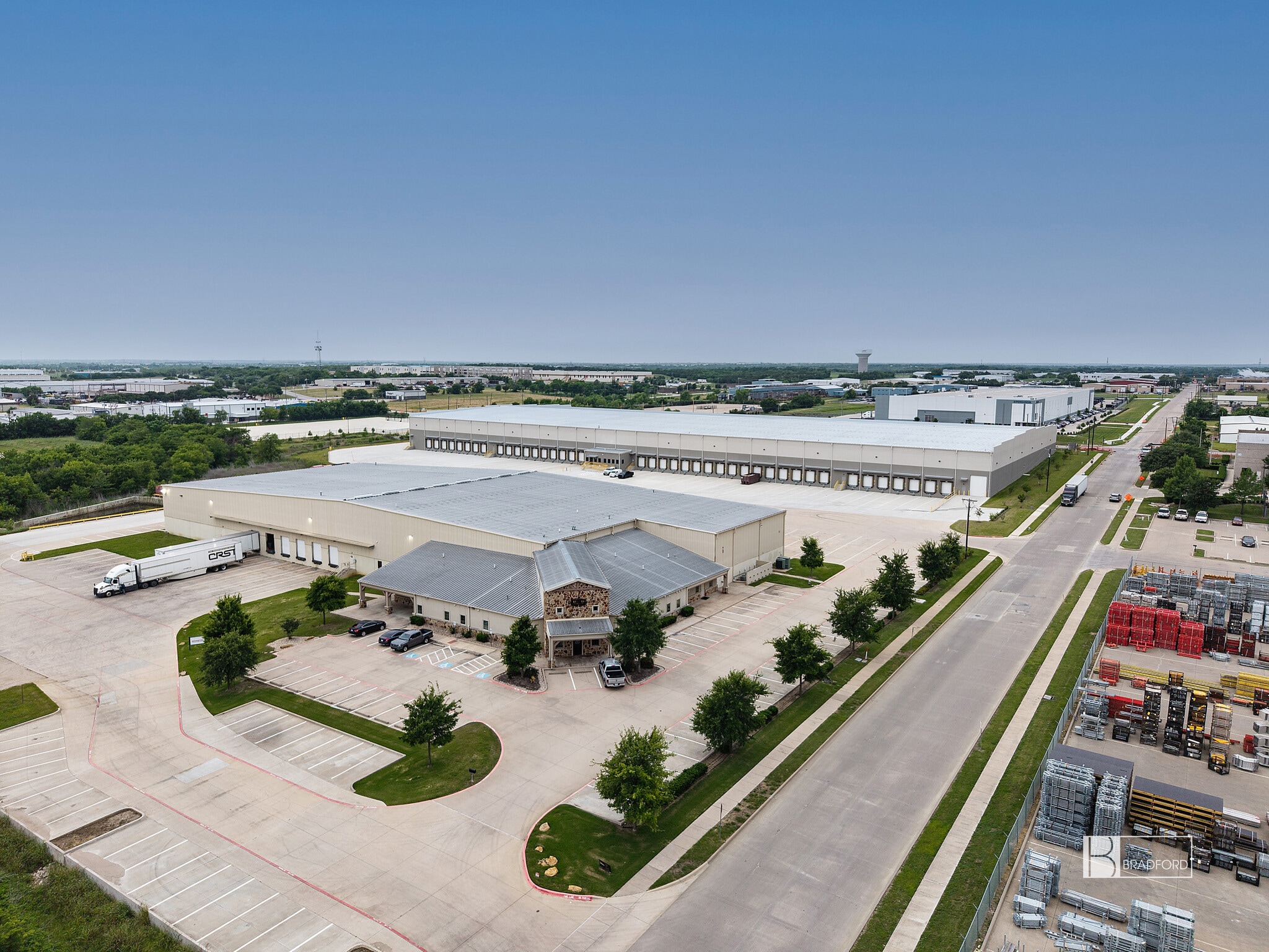 221 Airport Dr, Mansfield, TX for Rent