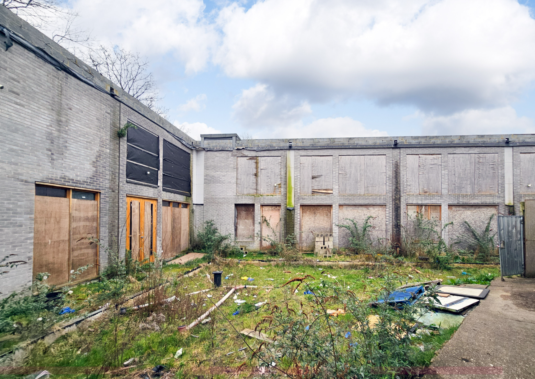 Norbury Crescent, London, LND for Sale