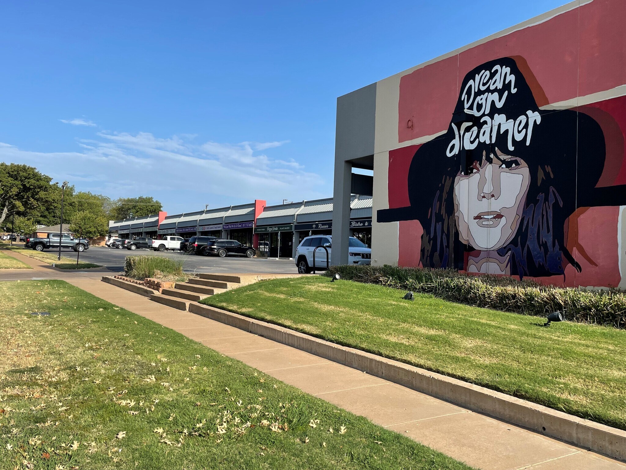 5700-5730 Locke Ave, Fort Worth, TX for Rent