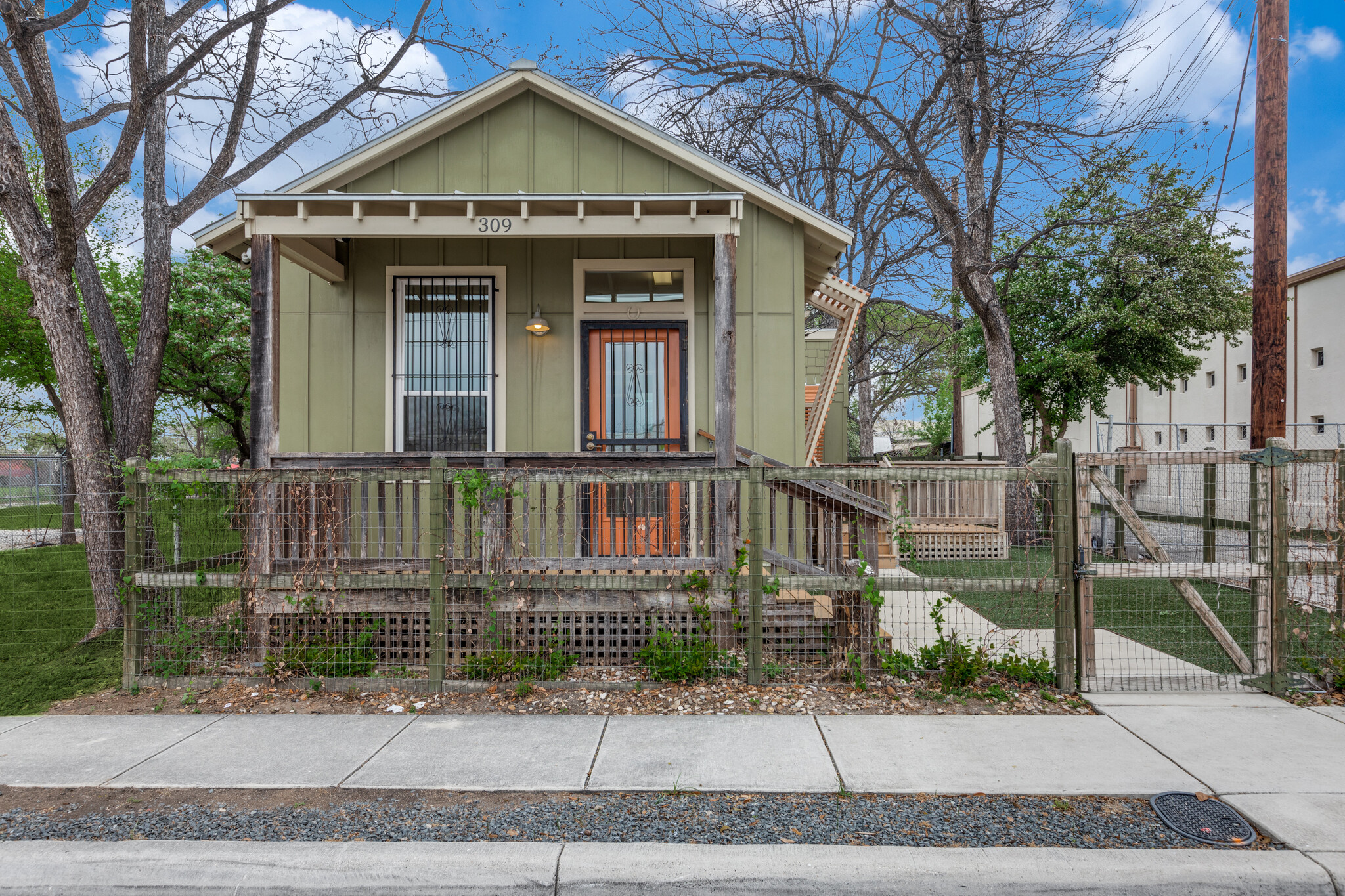 309 Burnet St, San Antonio, TX for Rent