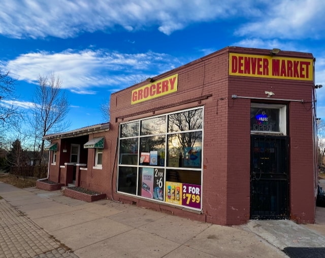 1700 W 40th Ave, Denver, CO for Sale