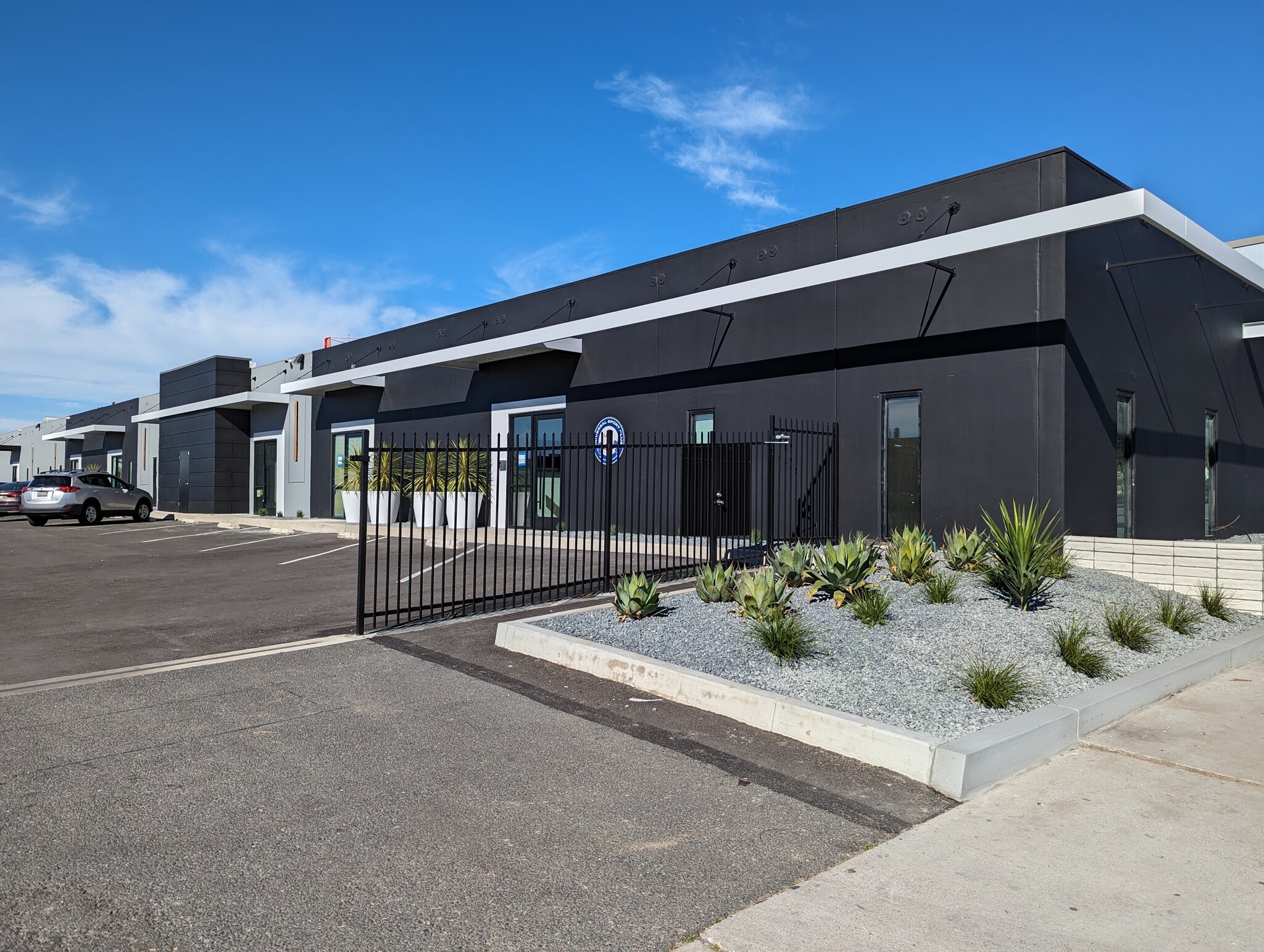 7059-7077 1/2 Vineland Ave, North Hollywood, CA for Rent