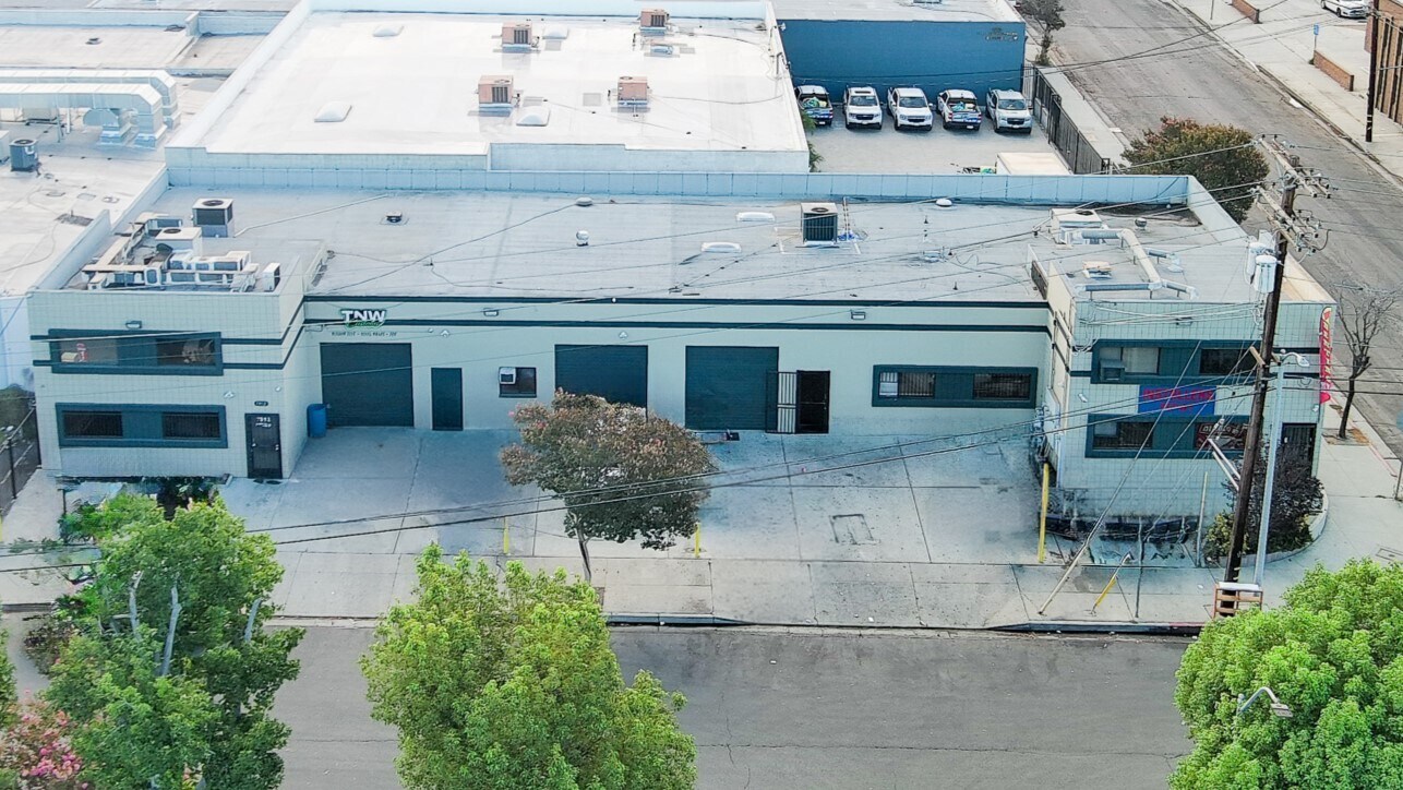 7800 Gloria Ave, Van Nuys, CA for Sale