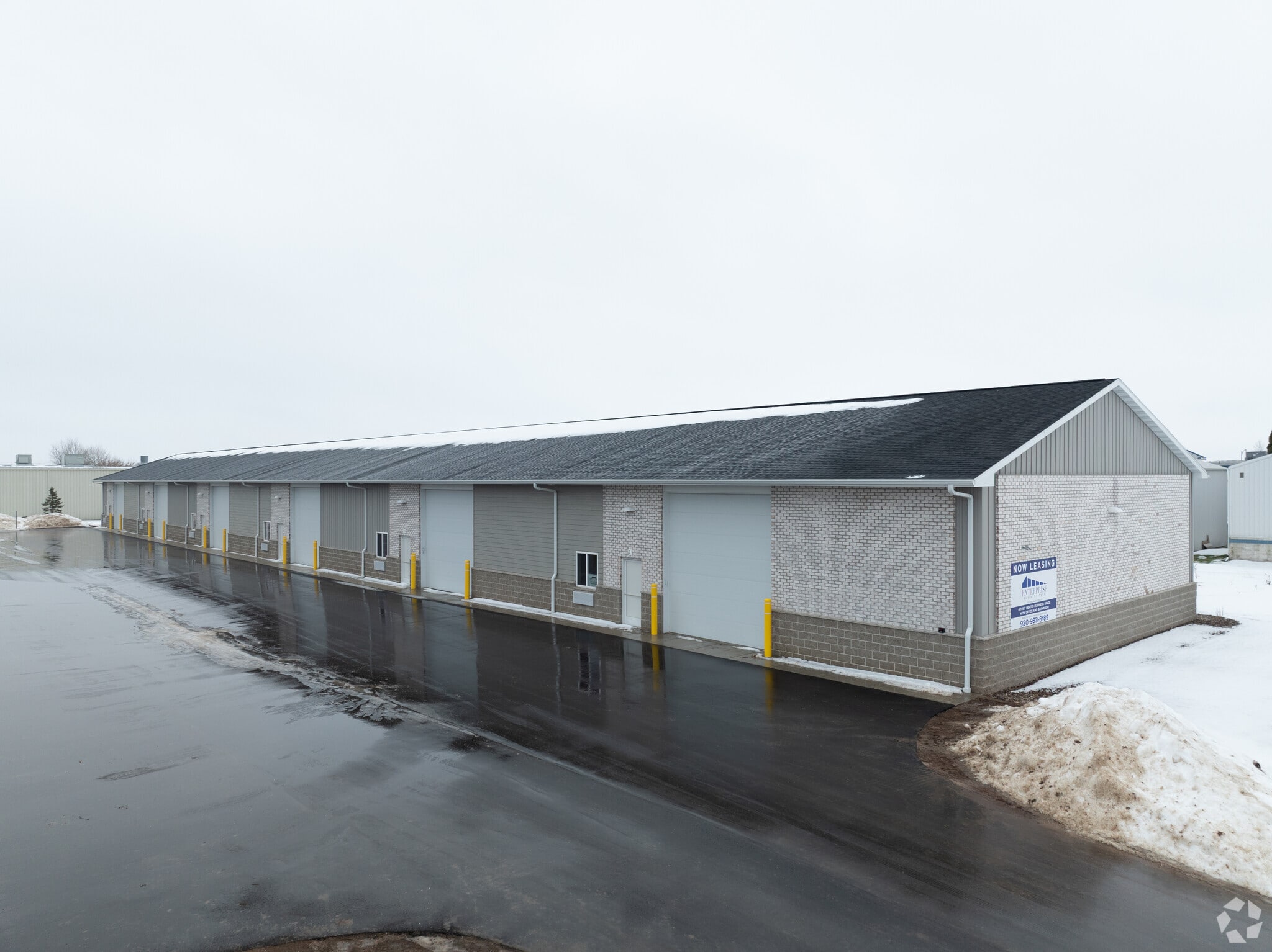 1405 Enterprise Dr, De Pere, WI for Rent