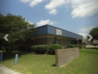 Houston, TX Freestanding - 13131 East Fwy