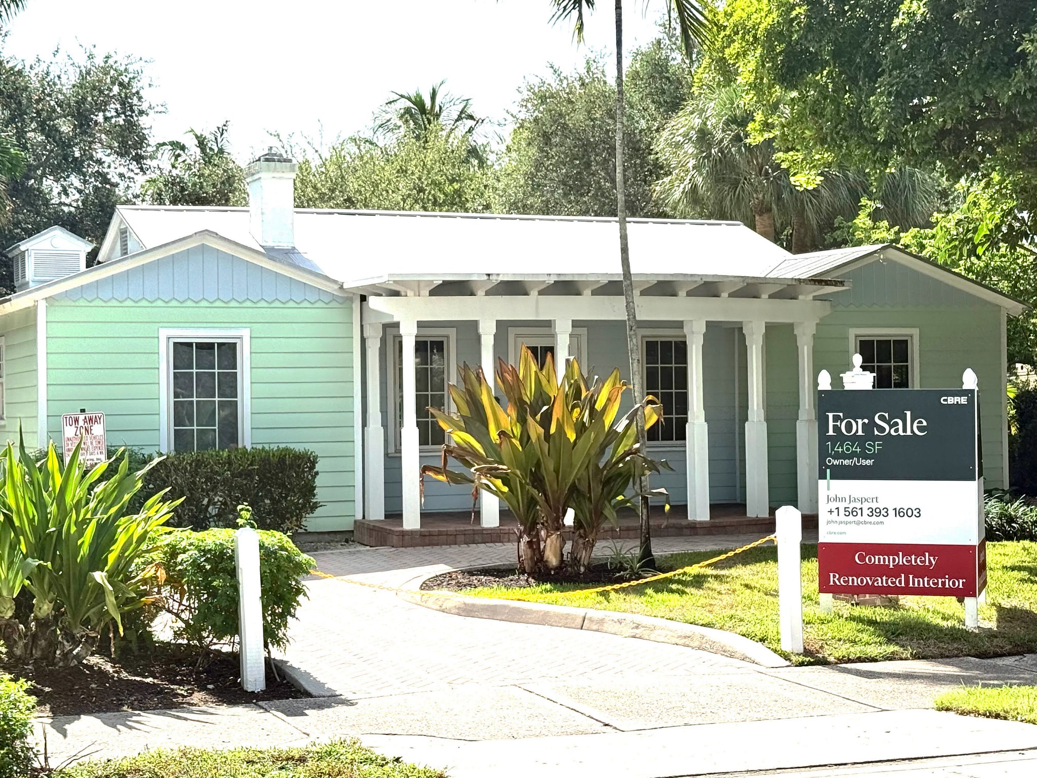 131 N Swinton Ave, Delray Beach, FL for Sale