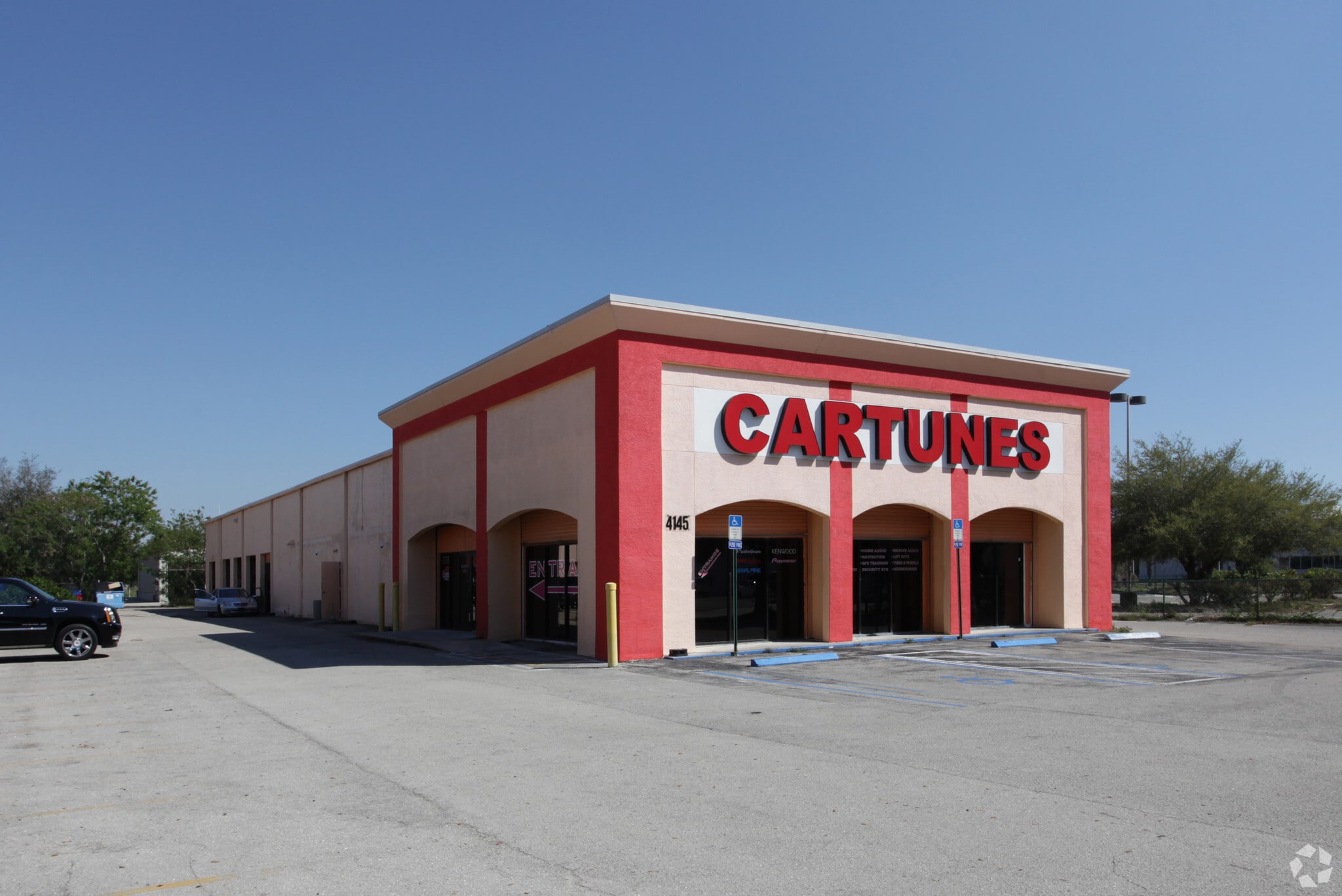 4145 Fowler St, Fort Myers, FL for Sale