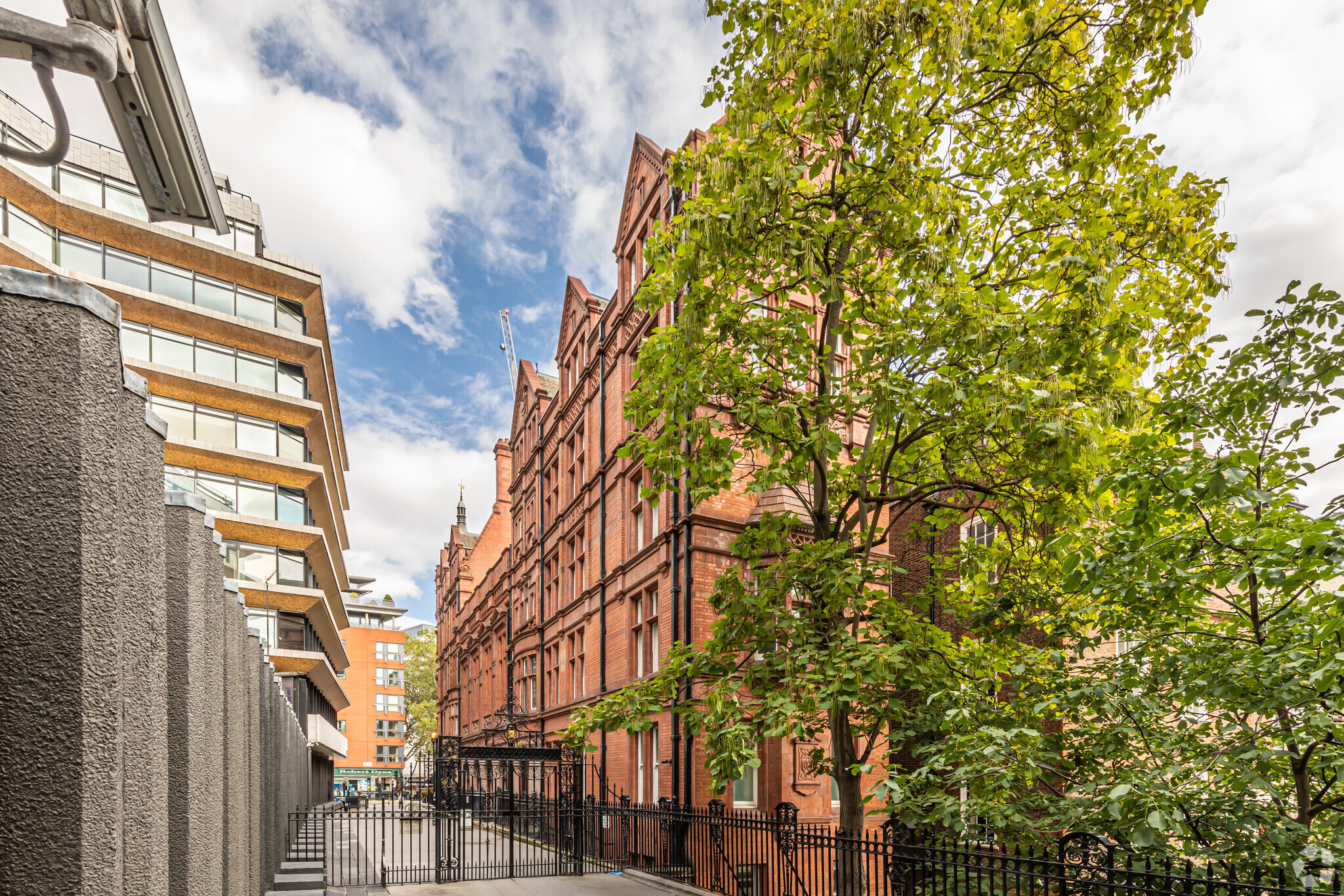 20-21 Staple Inn, London, LND for Rent