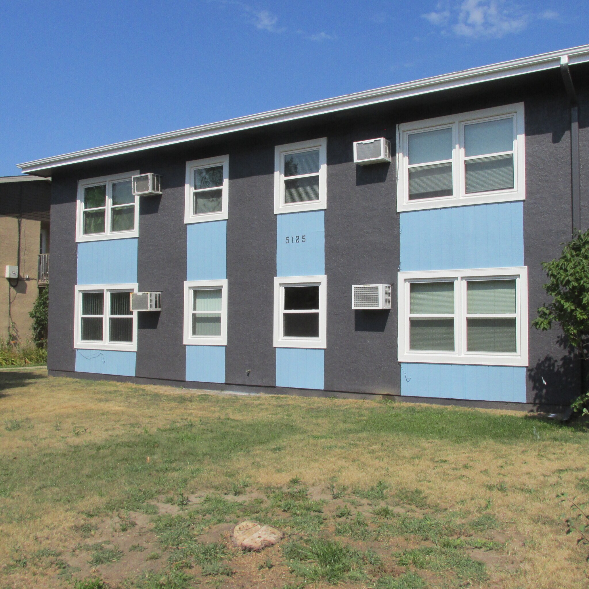 5125 Marshall Dr, Omaha, NE for Sale