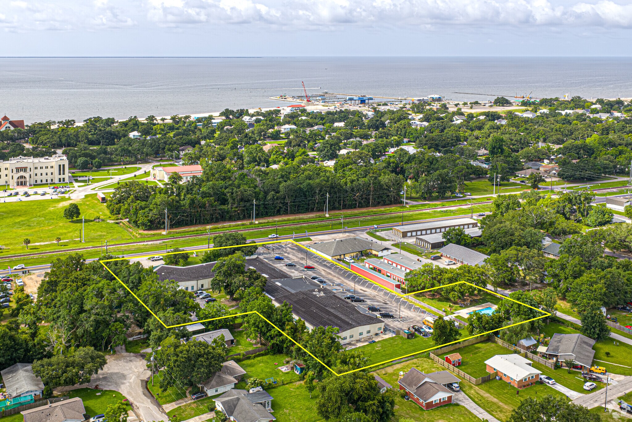 522 E Railroad St, Long Beach, MS for Sale