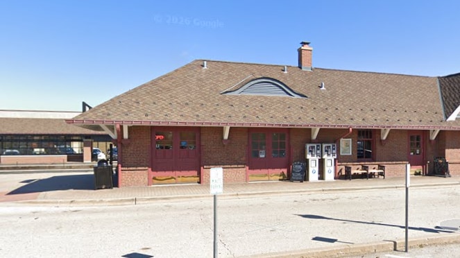 70-75 E Woodstock St, Crystal Lake, IL for Sale