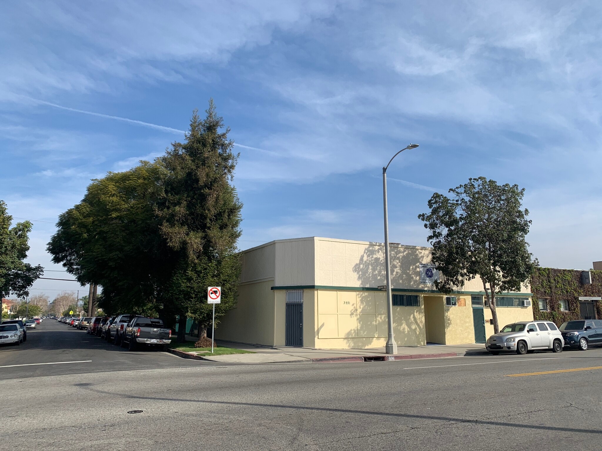 3927-3931 W Jefferson Blvd, Los Angeles, CA for Rent