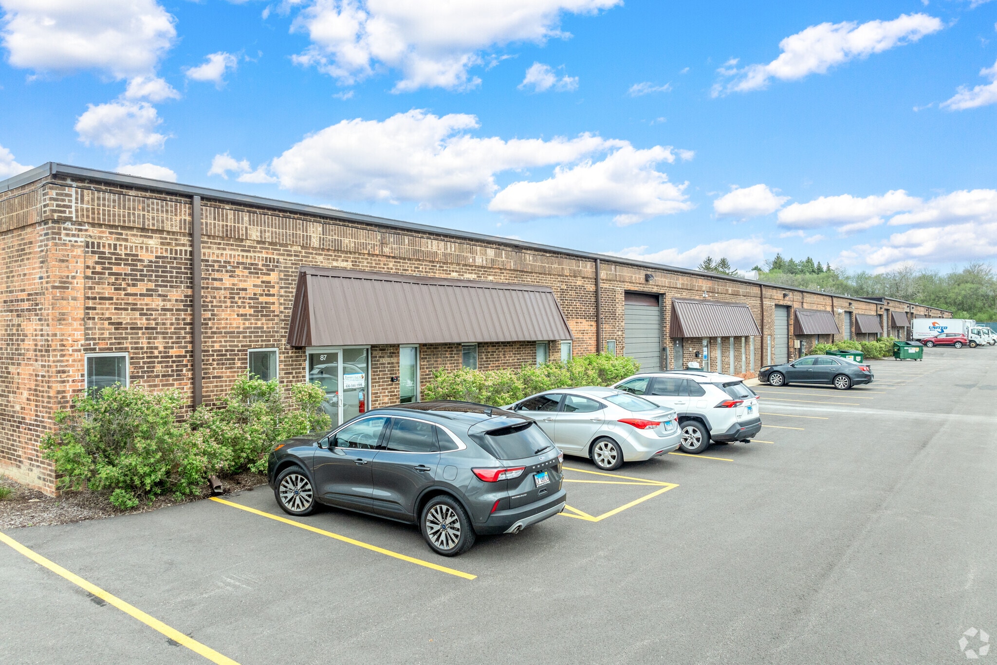 51-87 Eisenhower Ln S, Lombard, IL for Rent