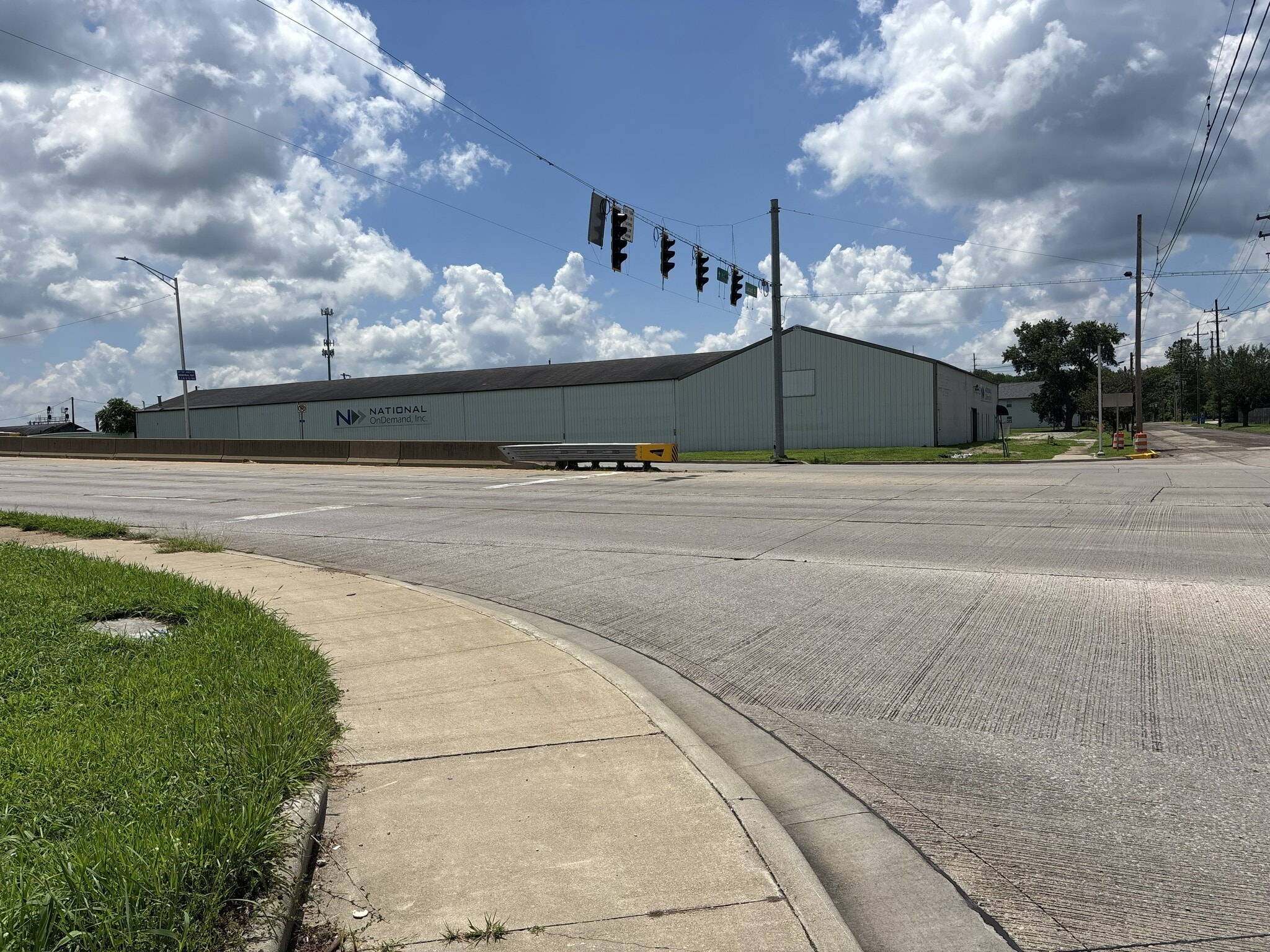 800 N 3rd St, Terre Haute, IN for Rent