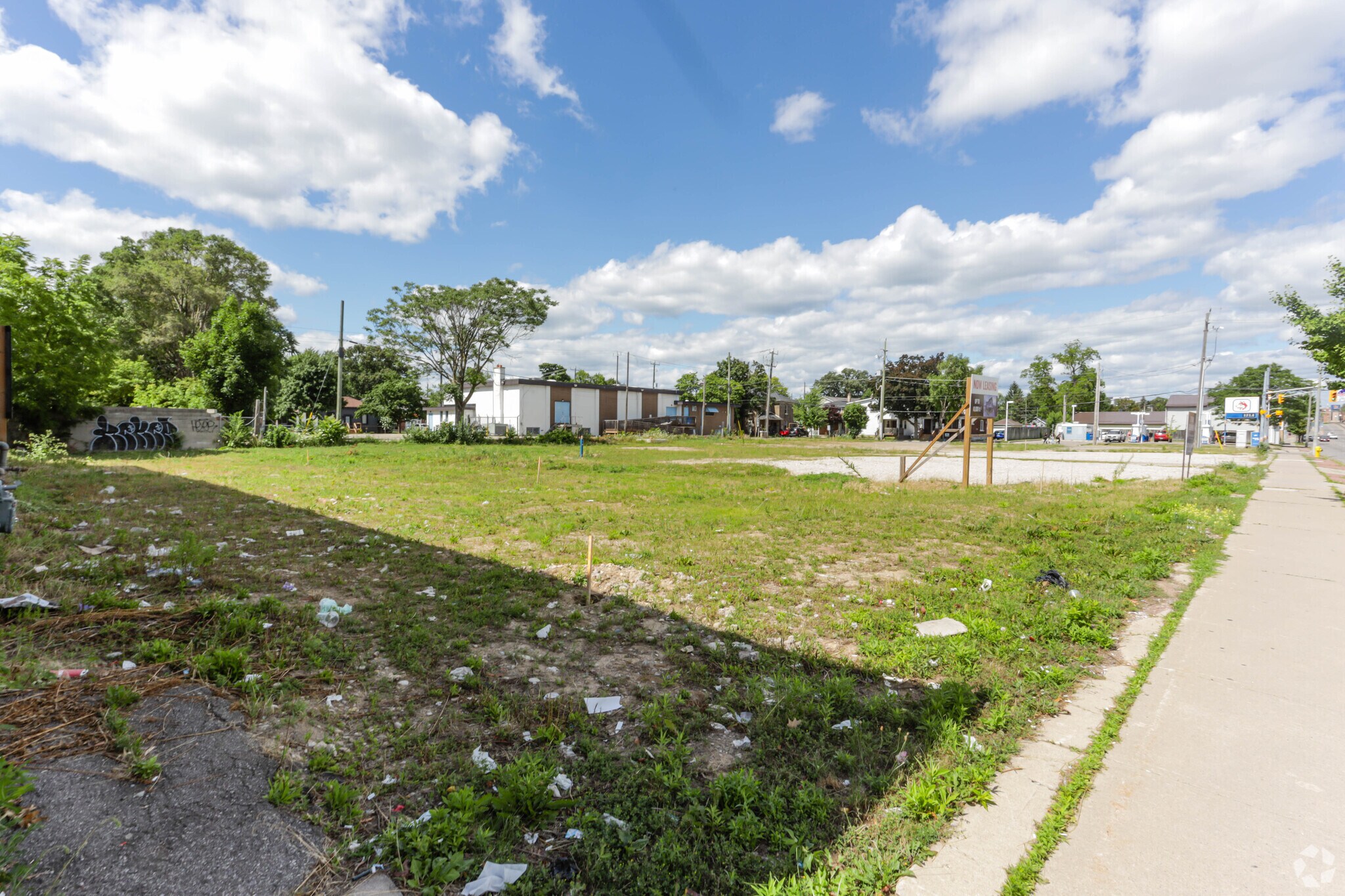 95 Colborne St W, Brantford, ON for Rent