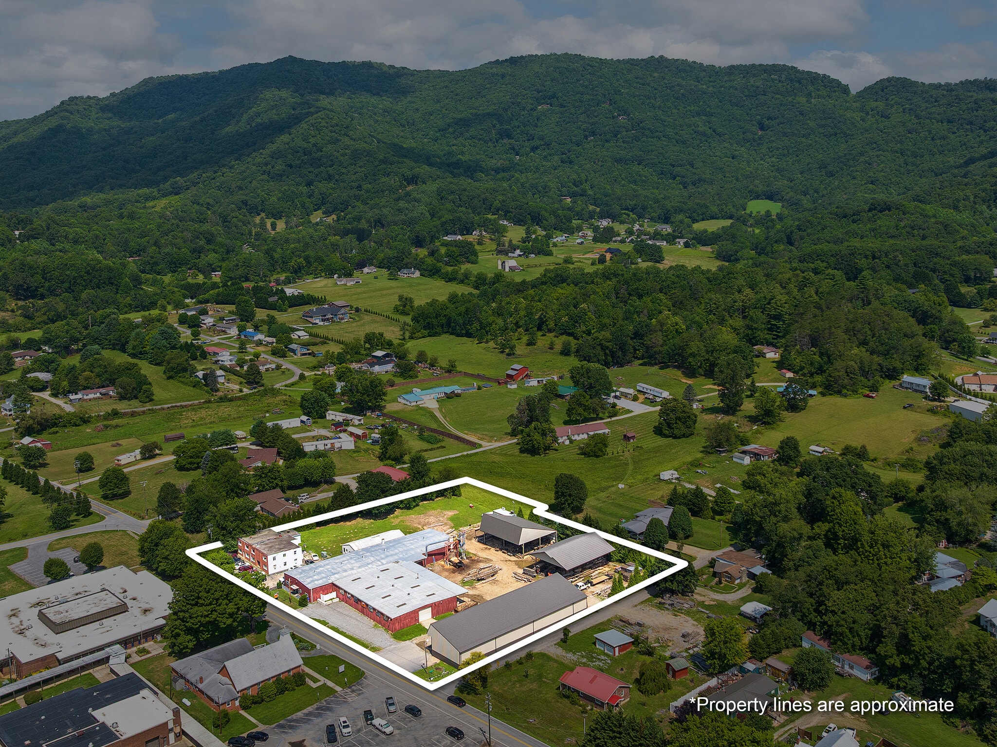 635 Sonoma Rd, Waynesville, NC for Sale