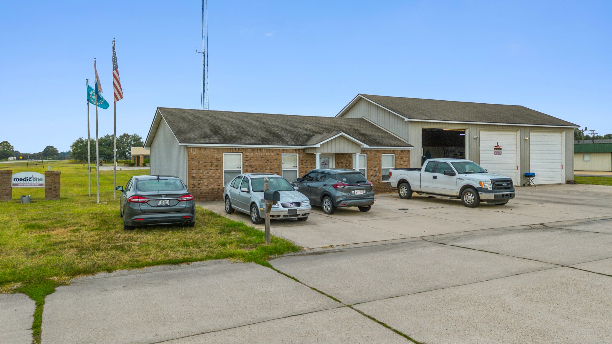 1095 Commerce St, Kennett, MO for Sale