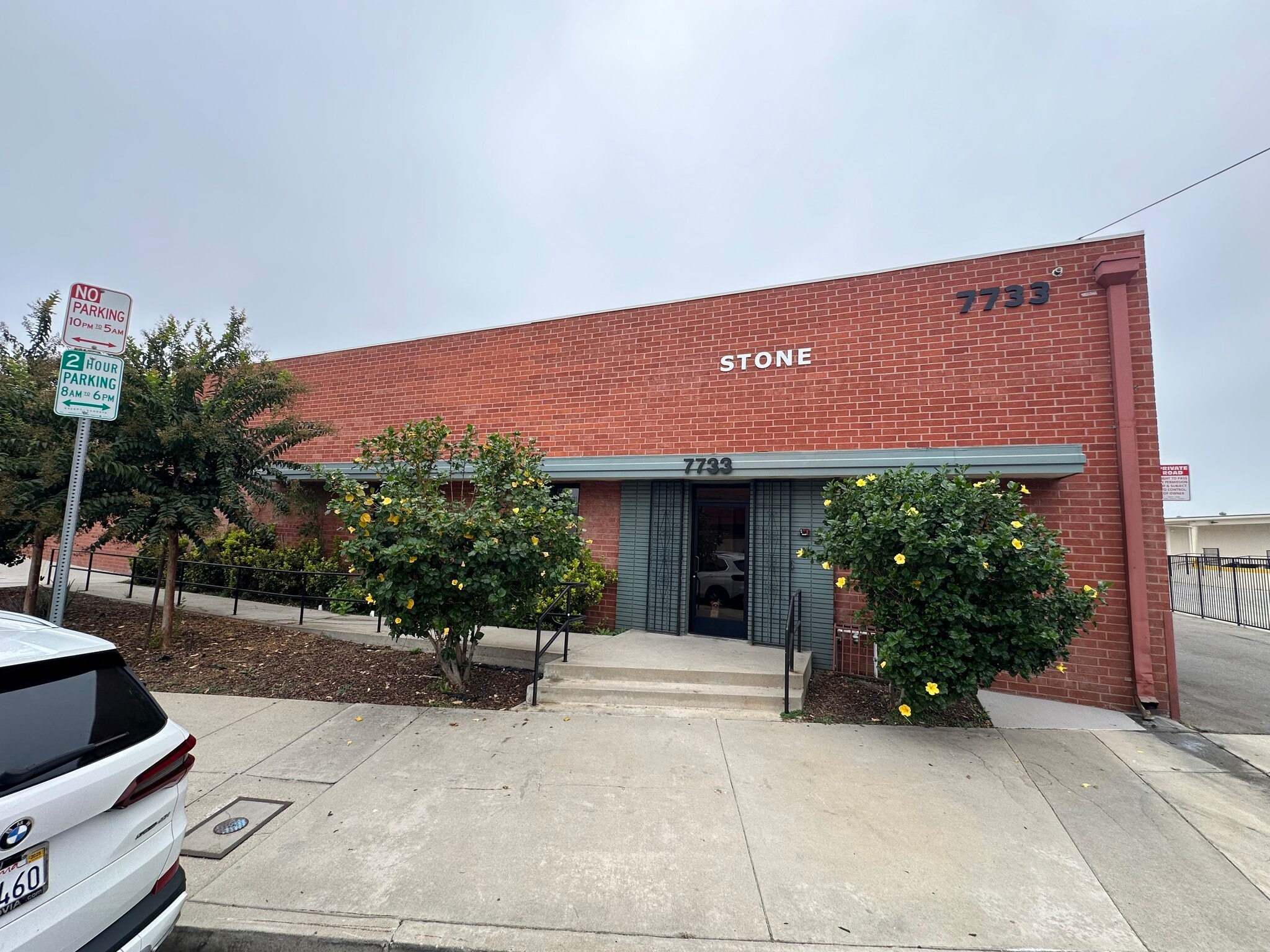7733 Lemona Ave, Van Nuys, CA for Rent