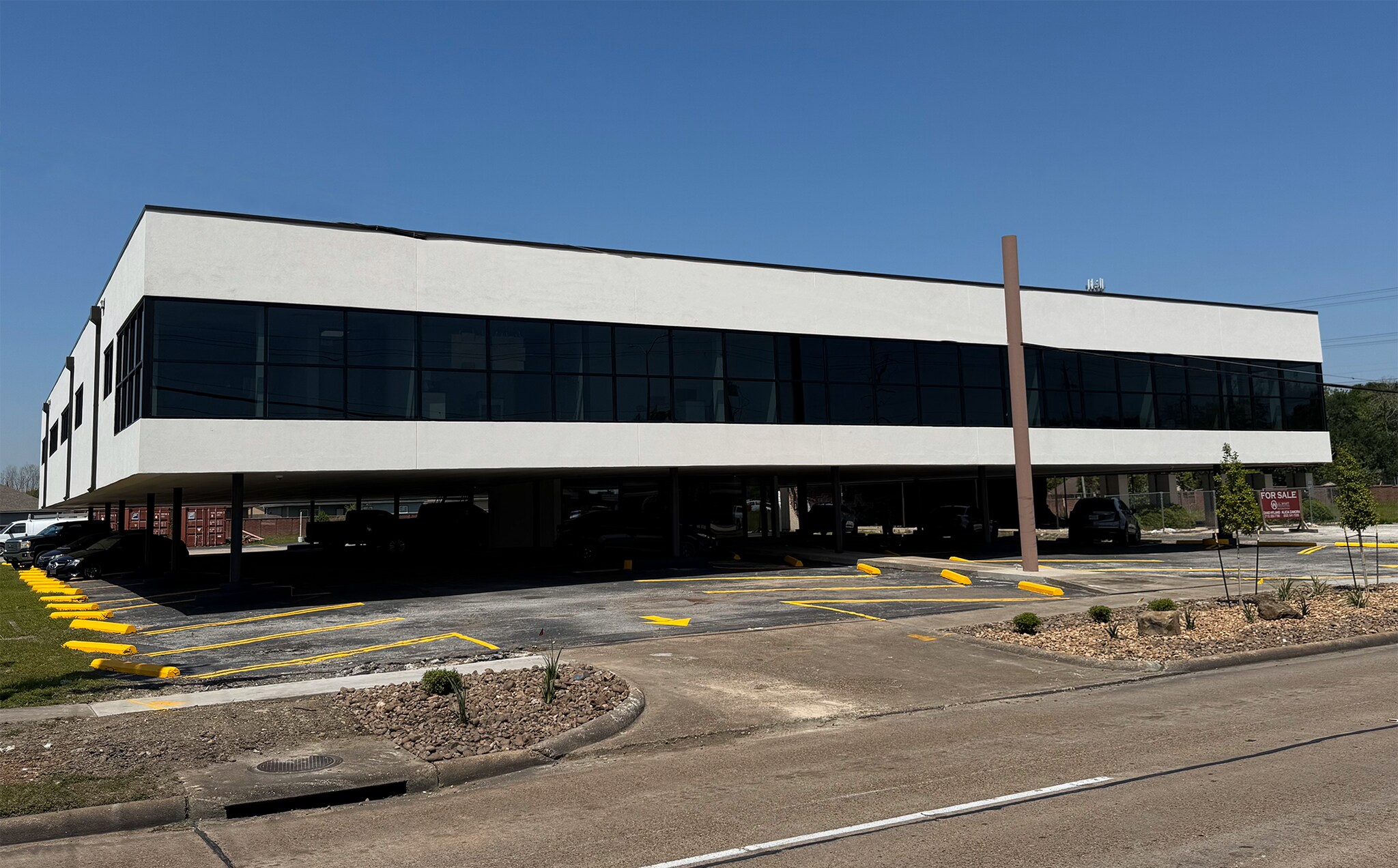 2318 Center St, Deer Park, TX for Rent