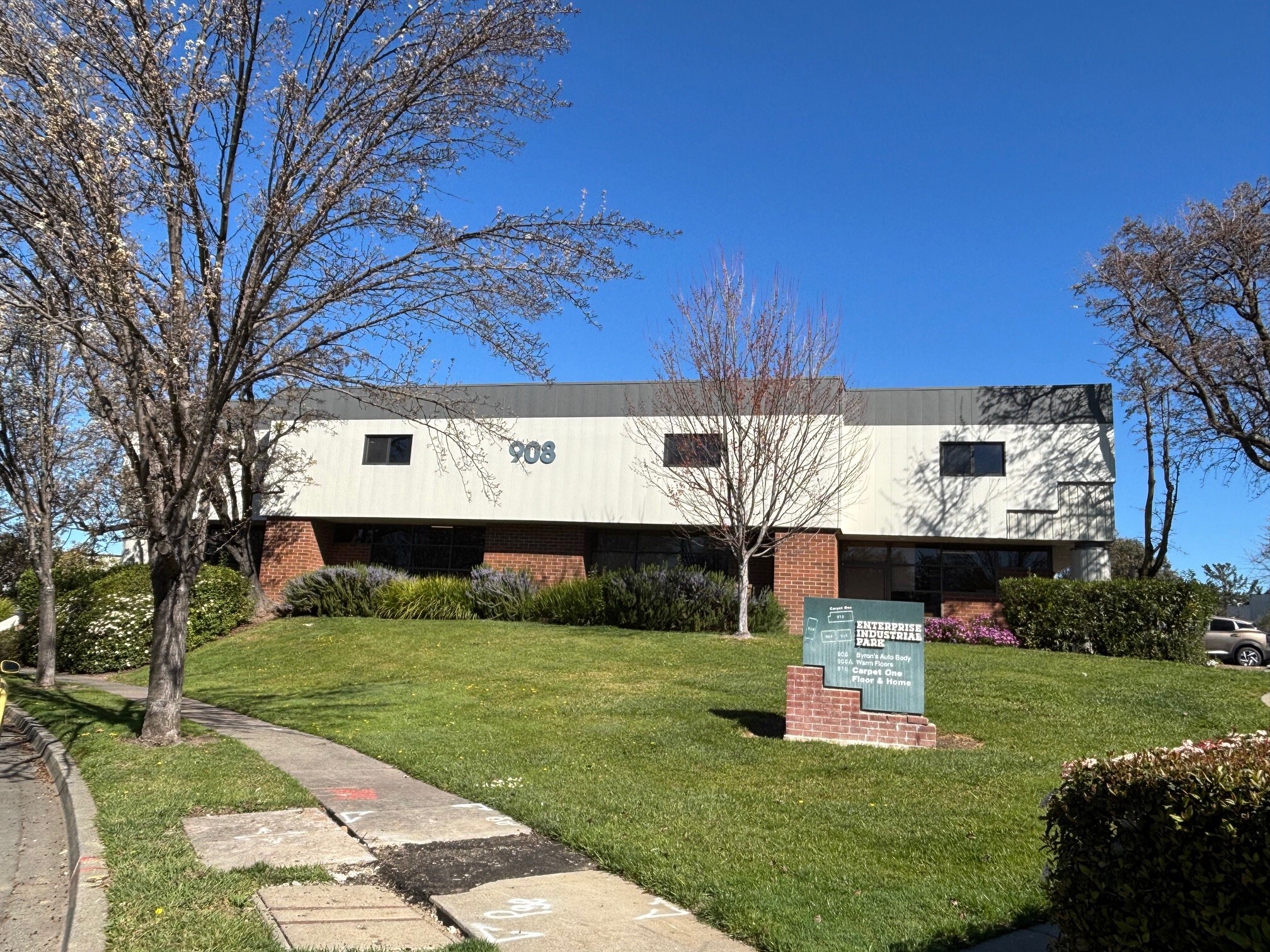 908 Enterprise Way, Napa, CA for Rent