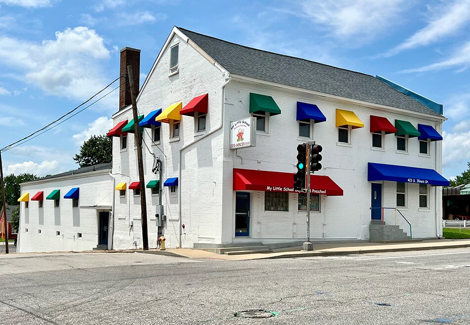 423 S Illinois St, Belleville, IL for Sale
