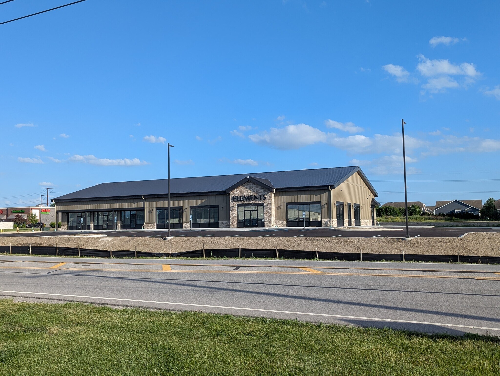 101st Avenue & Mondorf, Dyer, IN for Rent