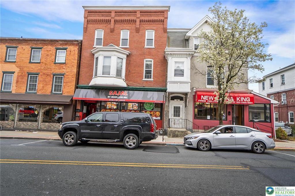 164 W Main St, Kutztown, PA for Sale