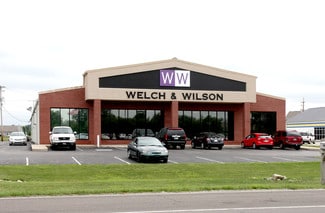 Greenfield, IN Showroom - 2390 W Main St