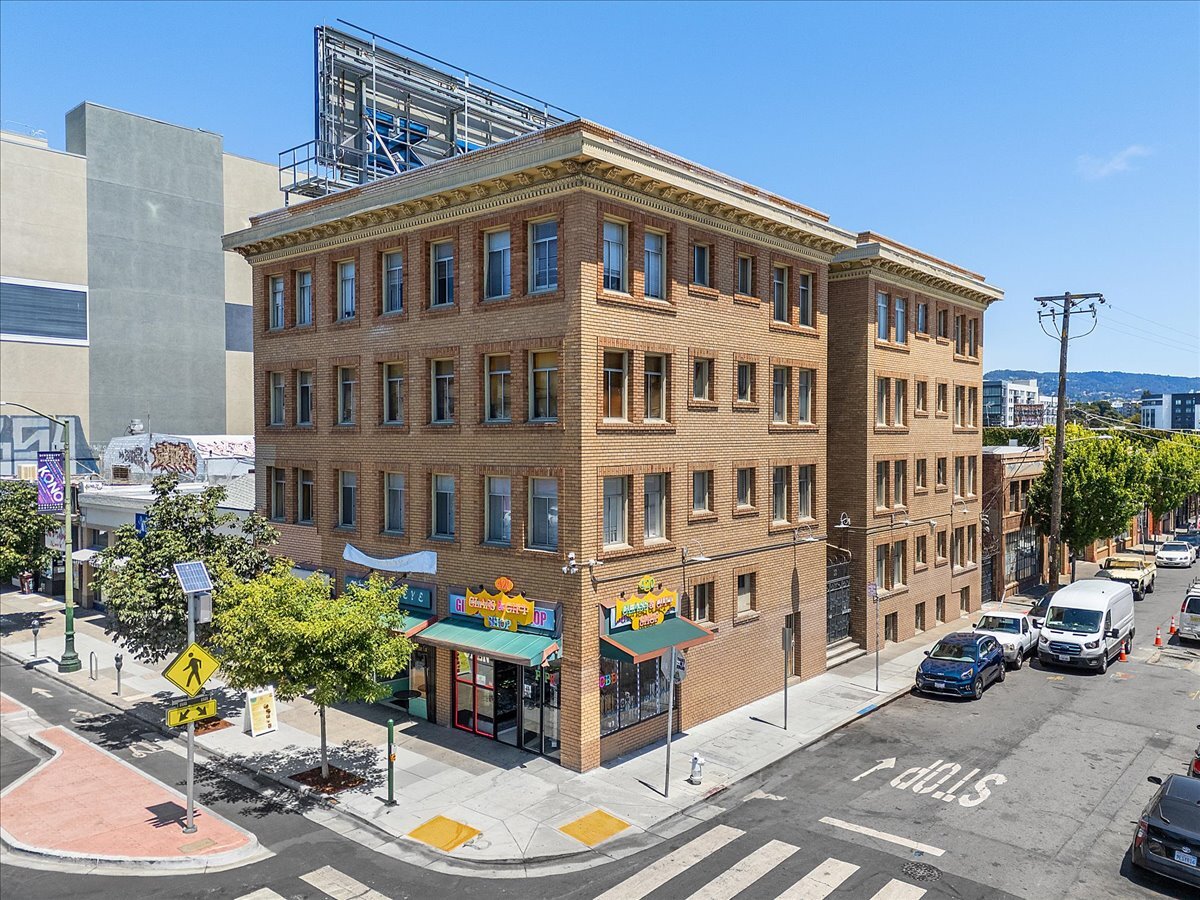 498 25th St, Oakland, CA for Sale