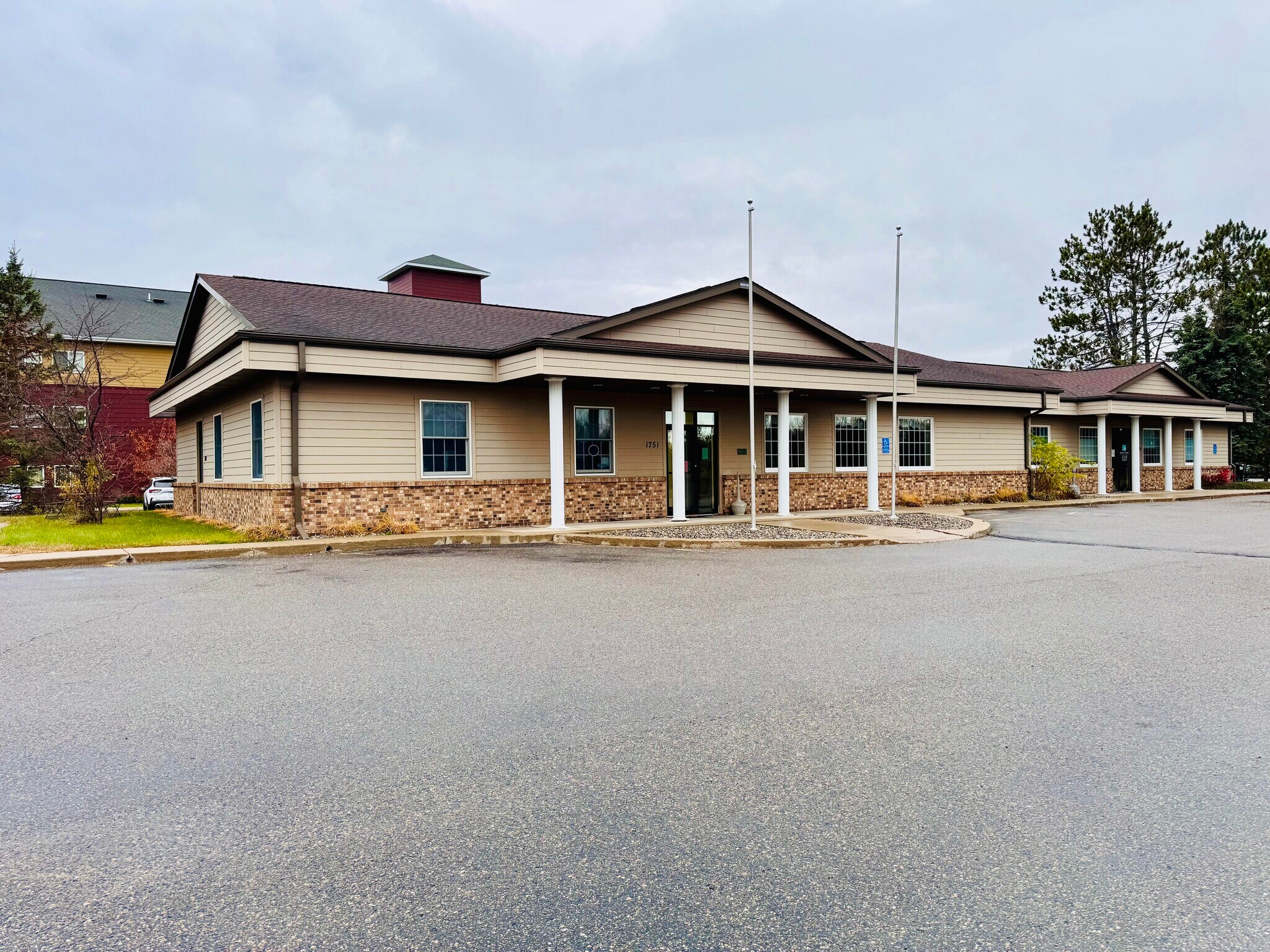 1751 SE 2nd Ave, Grand Rapids, MN for Rent