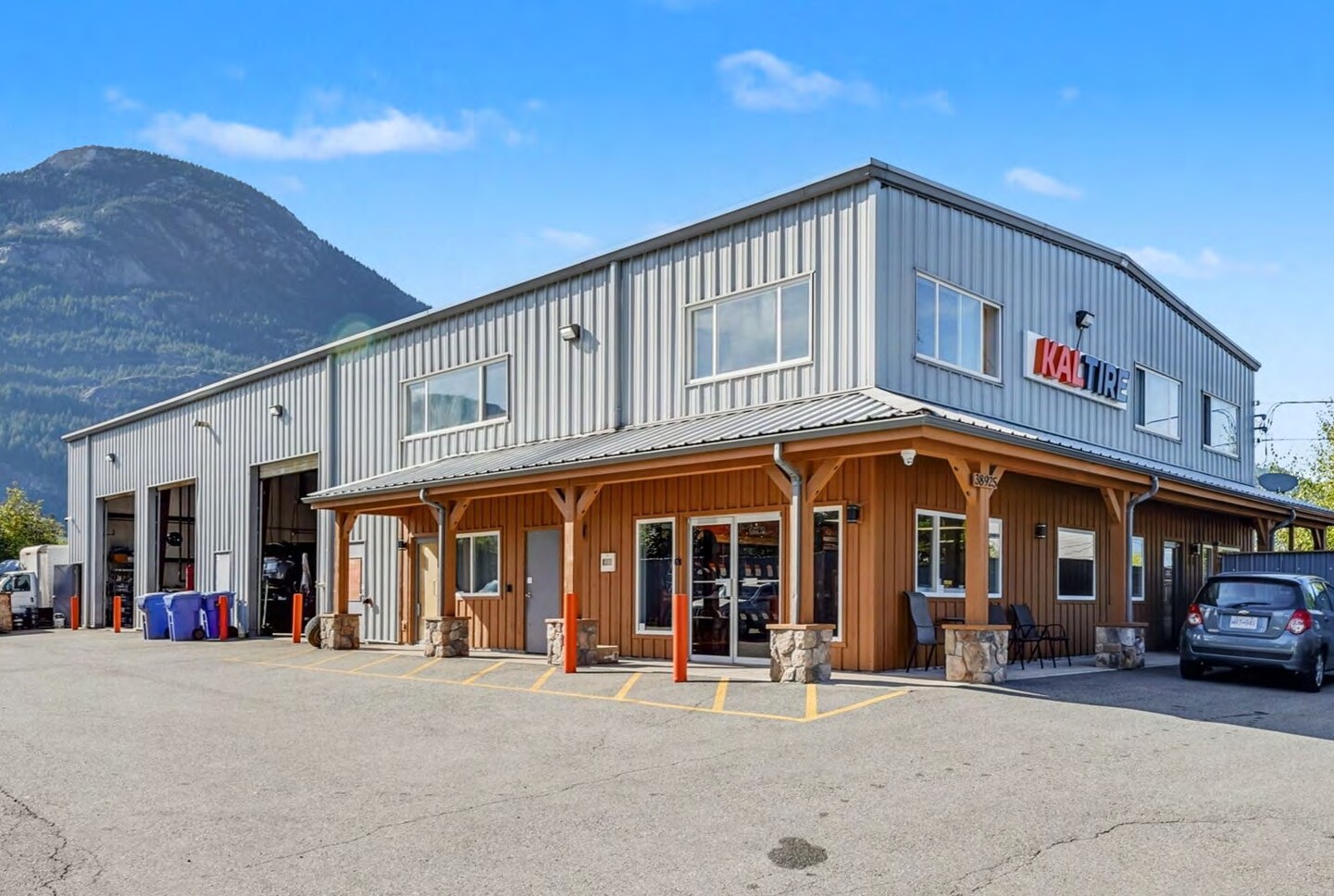 38925 Production Way, Squamish, BC for Sale