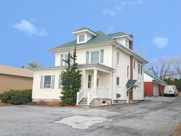 1223 E Chocolate Ave, Hershey, PA for Sale