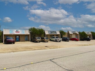 1112-1124 W Fuller Ave  