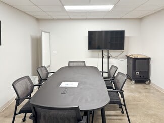 Grayslake, IL Coworking Space - 100 N Atkinson Rd