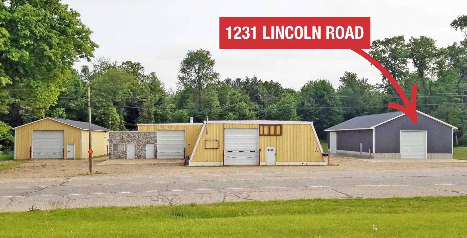1231 Lincoln Rd, Allegan, MI for Sale