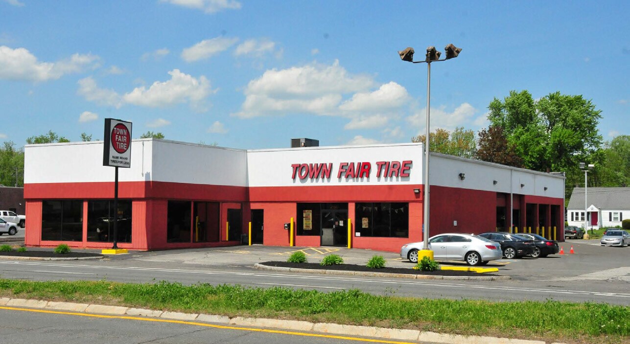 286 E Main St, Westfield, MA for Sale