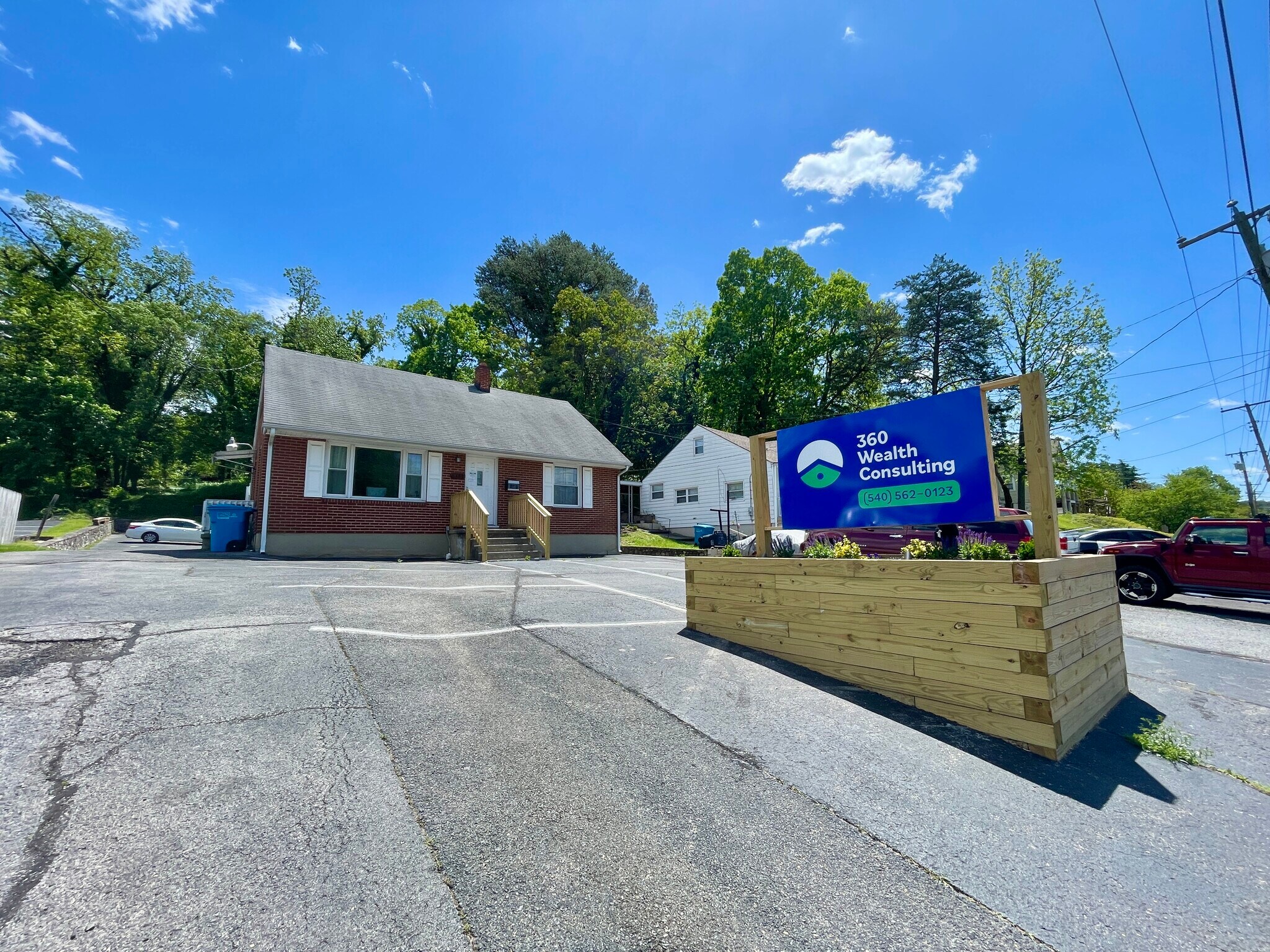 1335 Peters Creek Rd Nw Roanoke, VA 24017 Office Property for Sale on